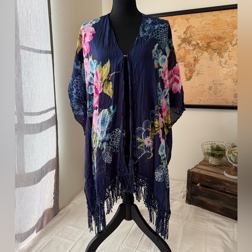Chico’s Garden Party Ruana floral kimono wrap L XL